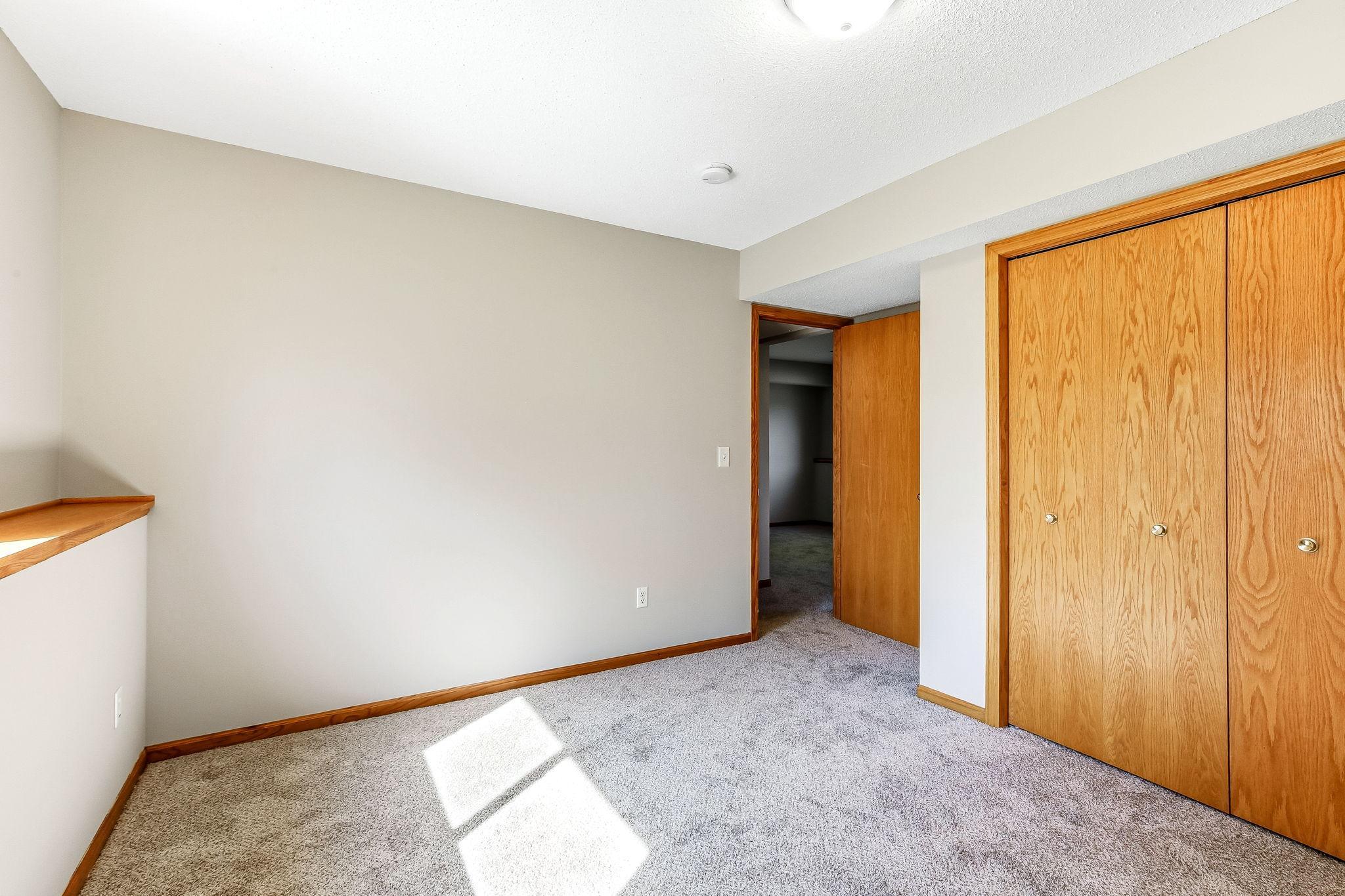 332 Orchard Parkway W Property Photo 18
