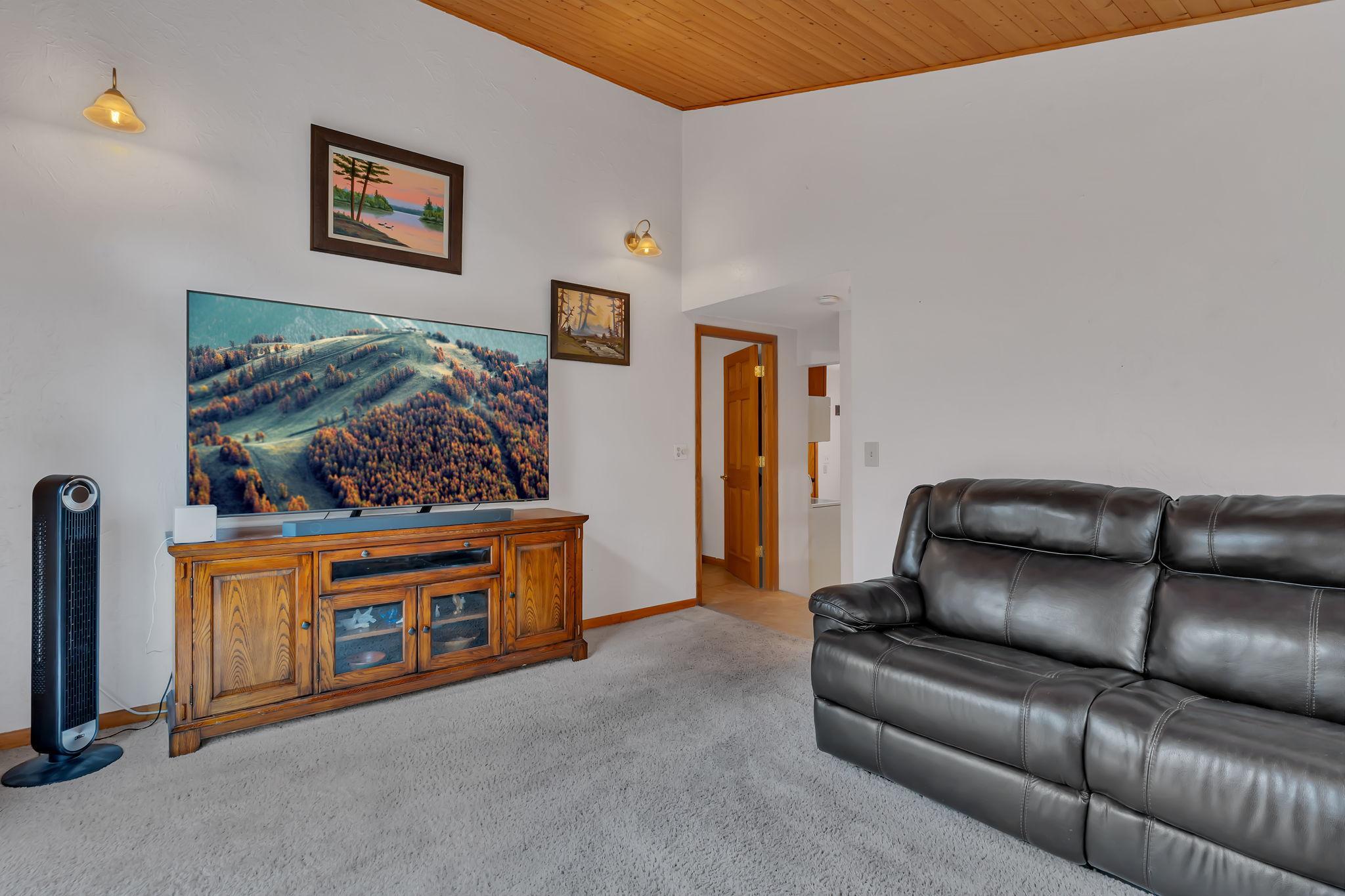 212 21st Street S Property Photo 11