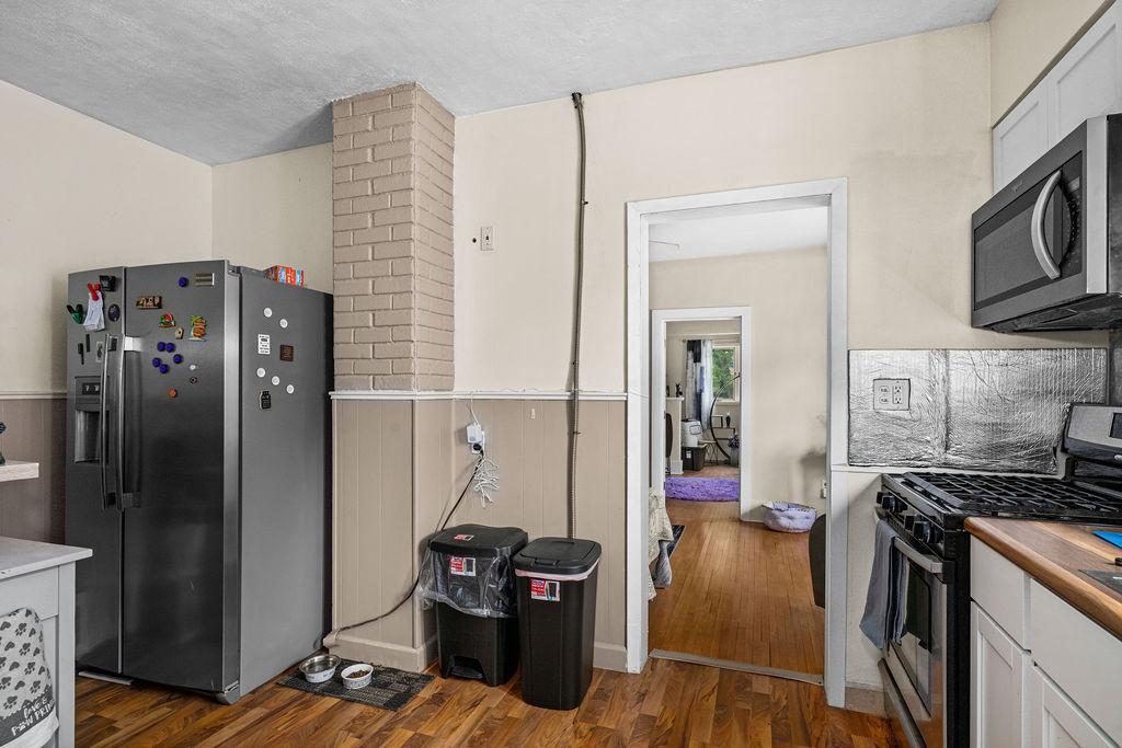 421 10th Street Property Photo 7