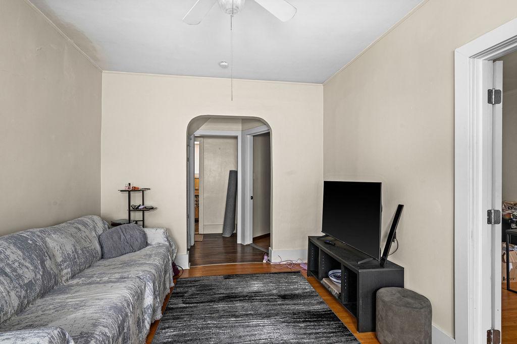 421 10th Street Property Photo 10