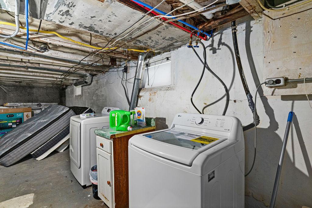 421 10th Street Property Photo 16