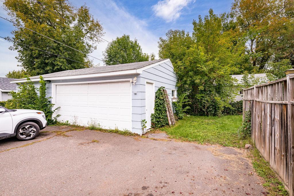 421 10th Street Property Photo 26