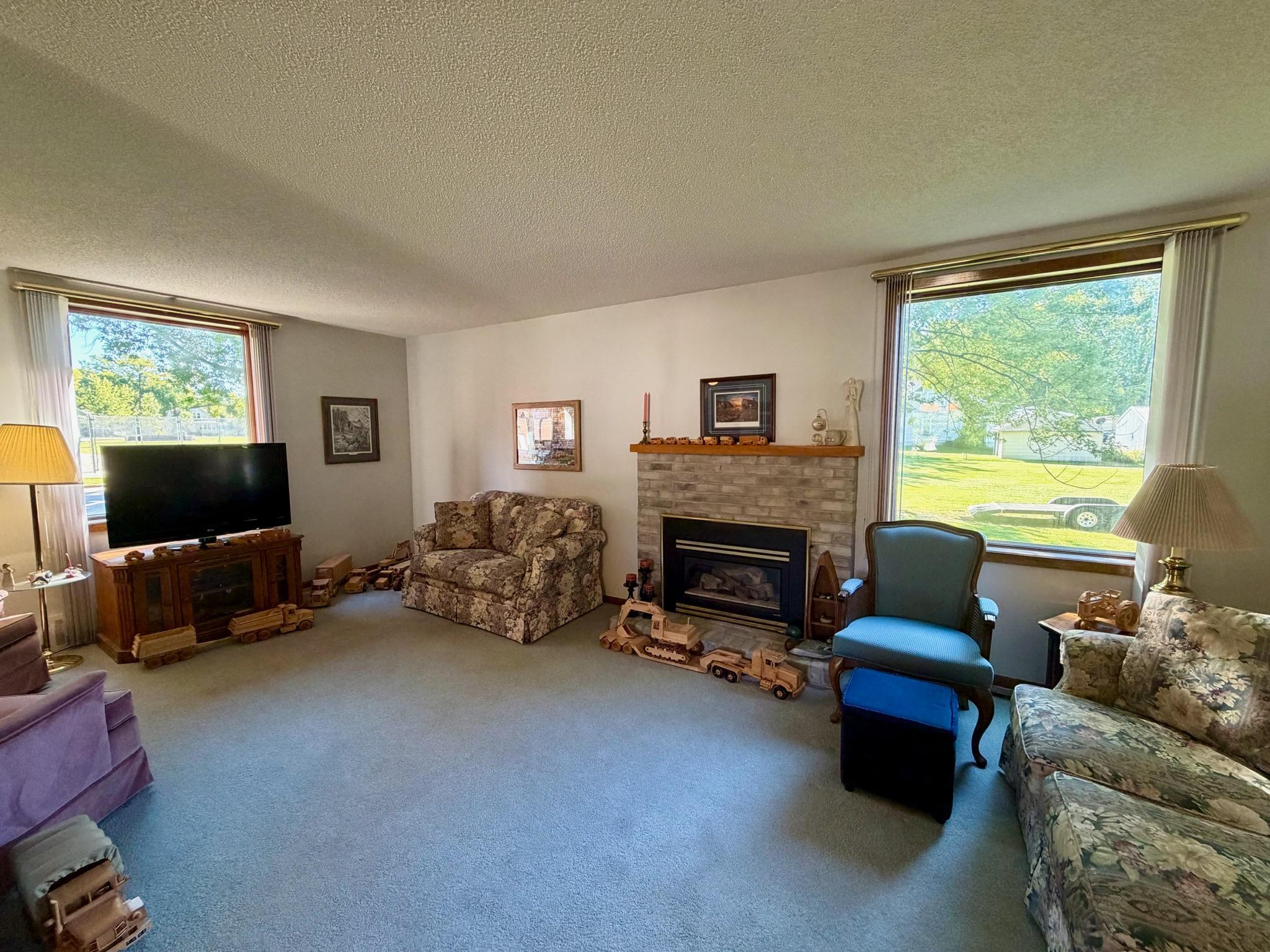 402 3rd Street S Property Photo 9