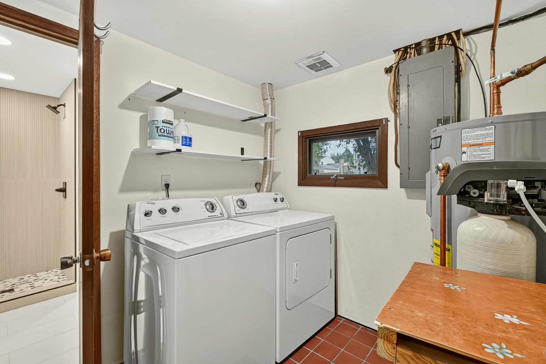2126 10th Avenue Ne Property Photo 22