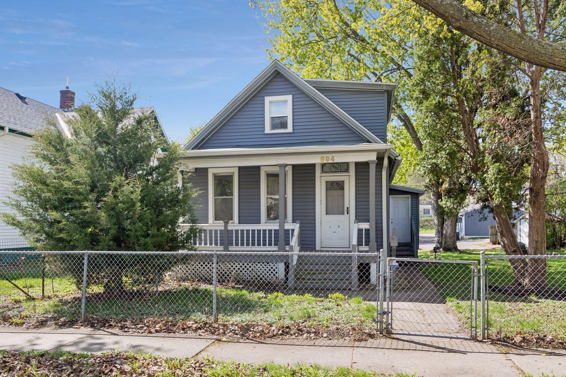 894 Euclid Street Property Photo 1