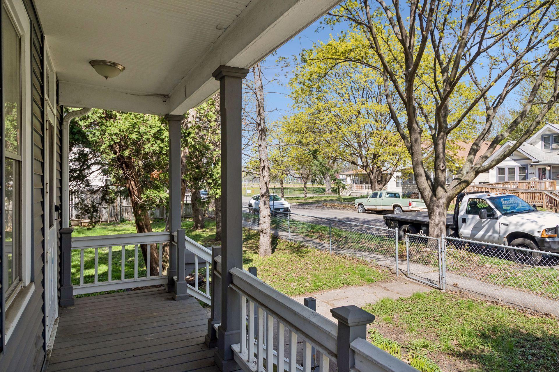 894 Euclid Street Property Photo 3