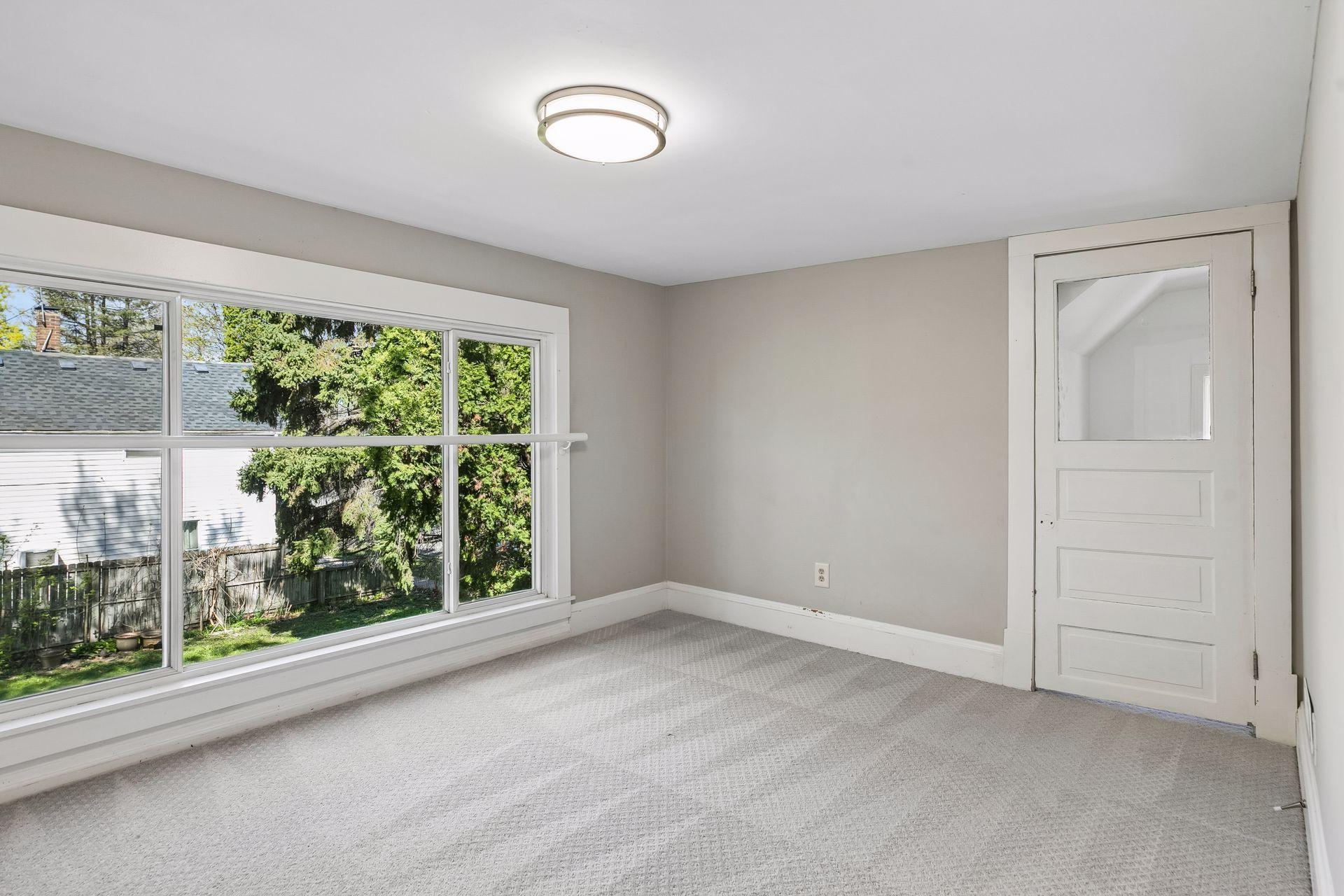 894 Euclid Street Property Photo 18