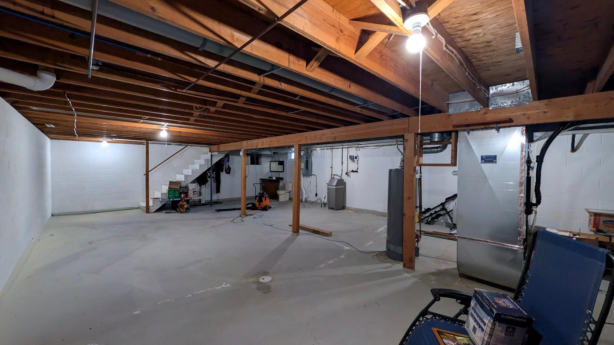 401 N Main Street Property Photo 19