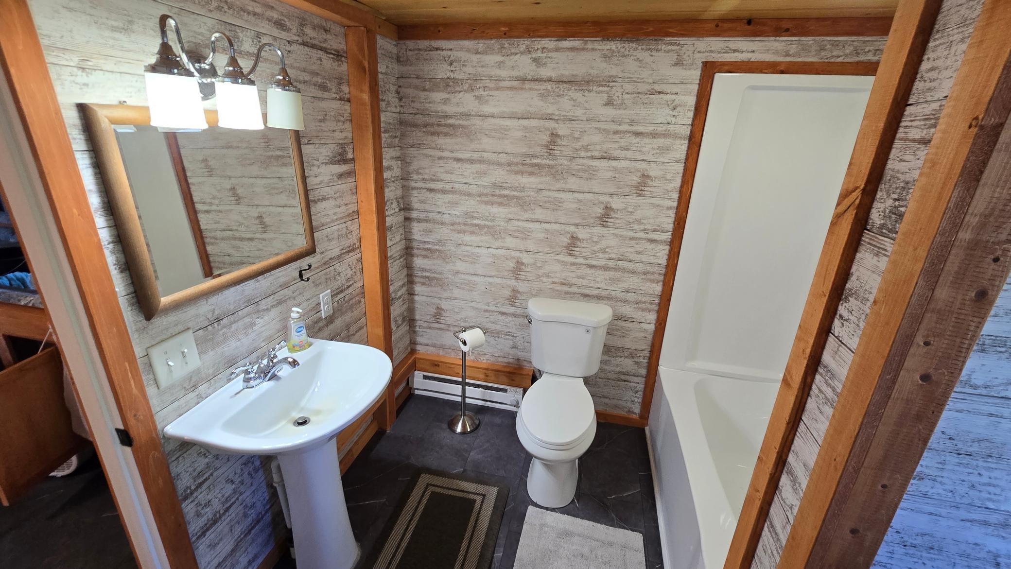 7433 Us Highway 169 Property Photo 9