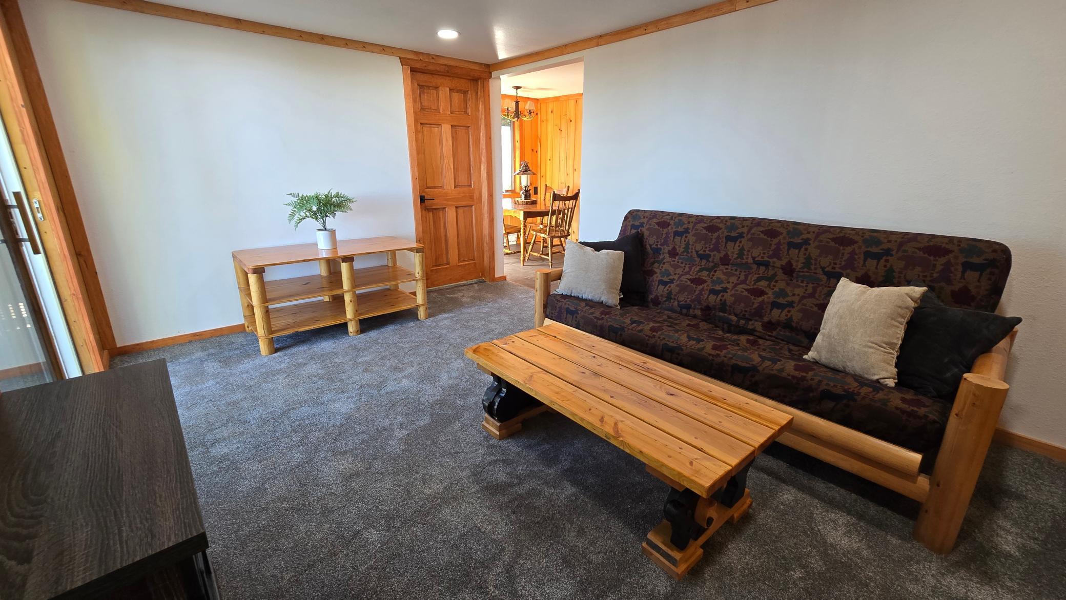 7433 Us Highway 169 Property Photo 14