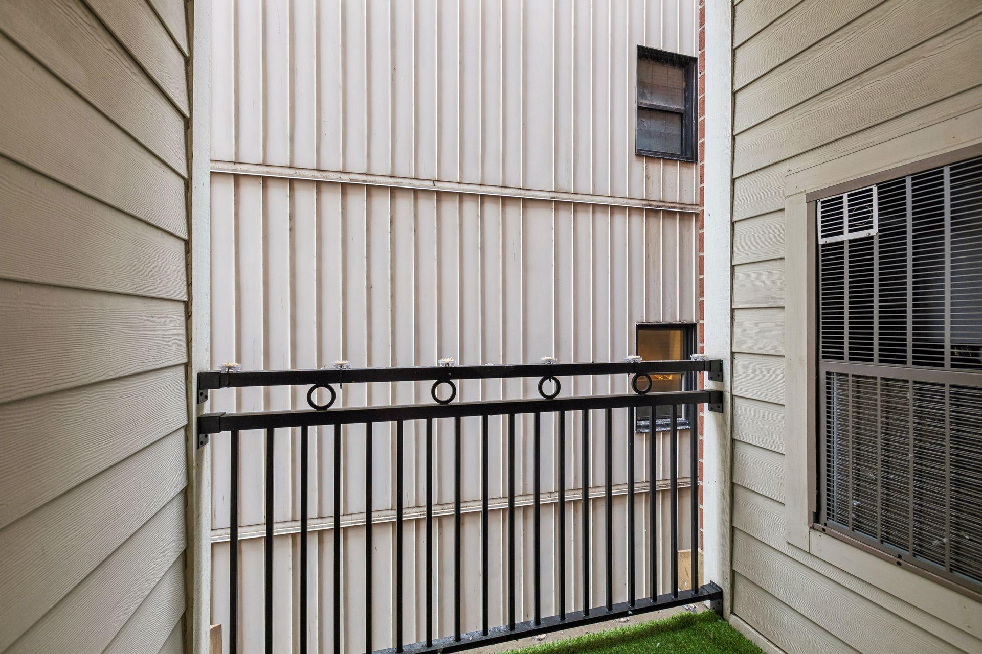 270 4th Street E 207 Property Photo 10