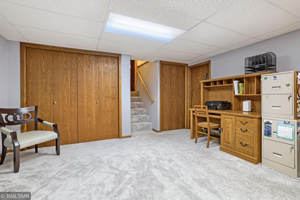 501 17th Street E Property Photo 20