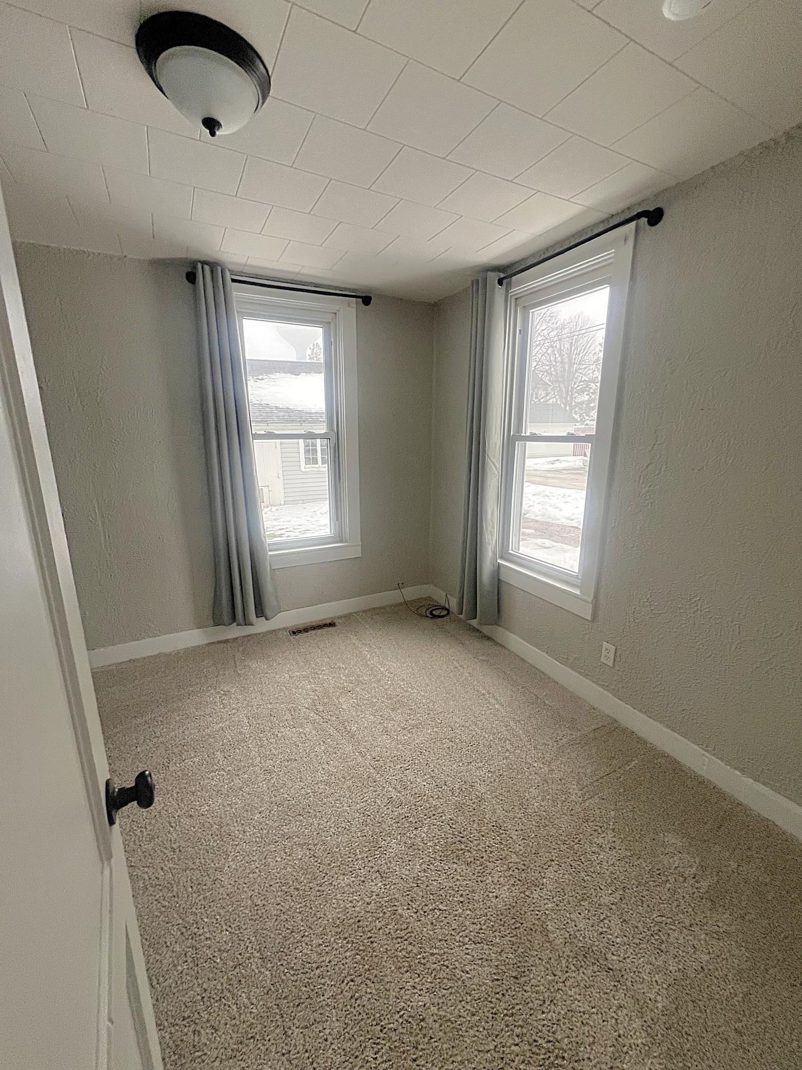 130 6th Street Sw Property Photo 7