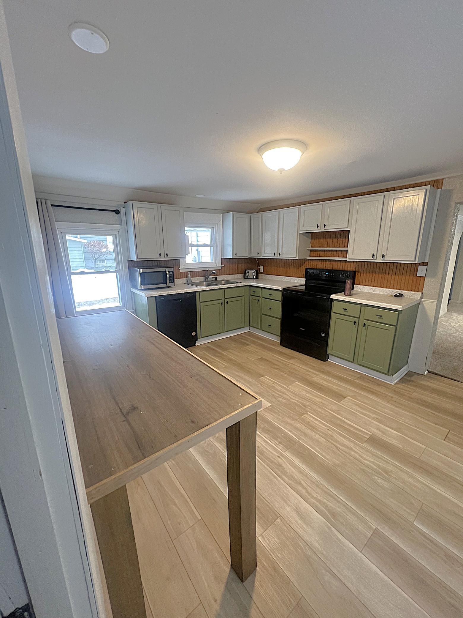 130 6th Street Sw Property Photo 8