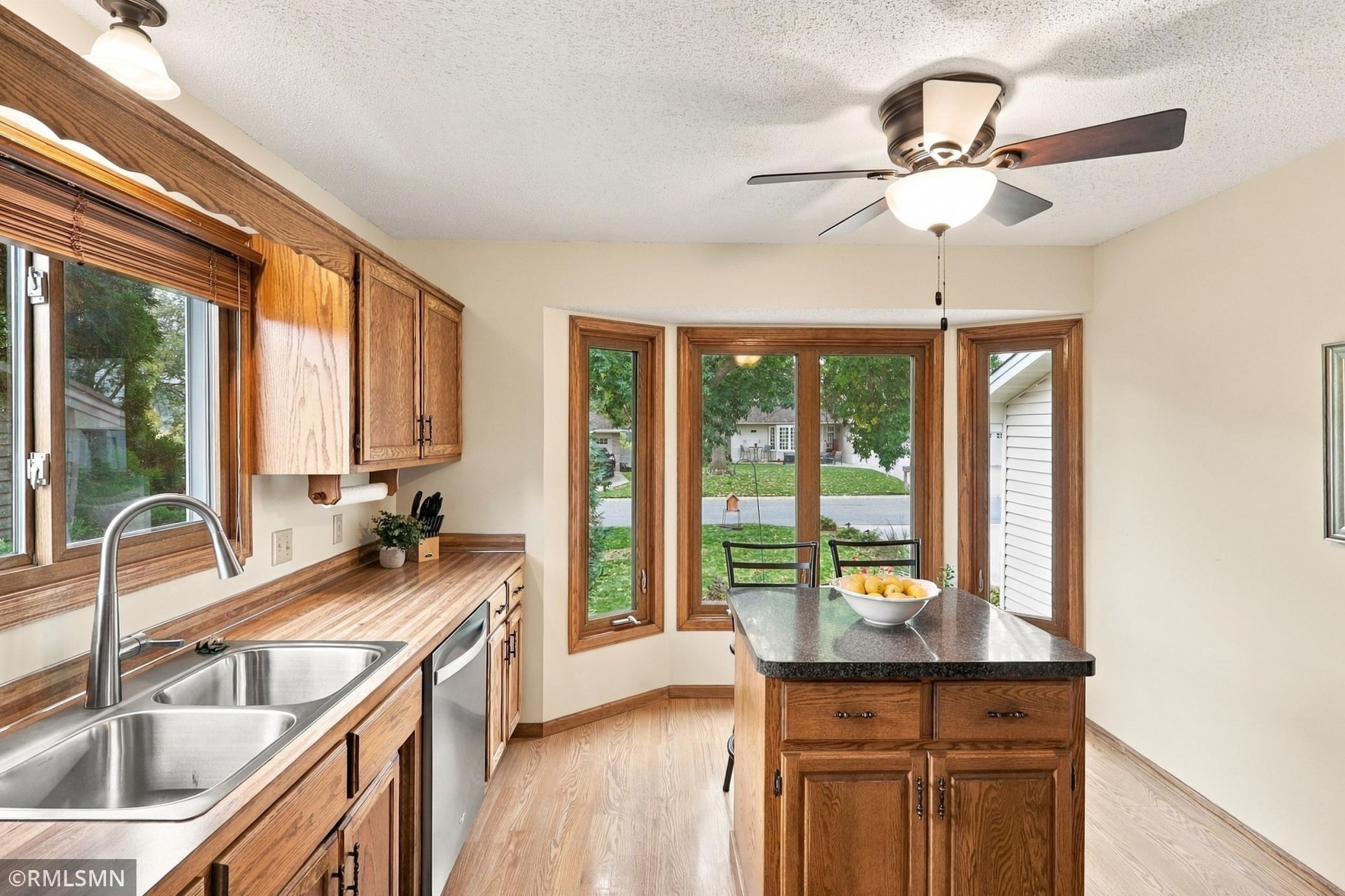 720 Sierra Trail Property Photo 4