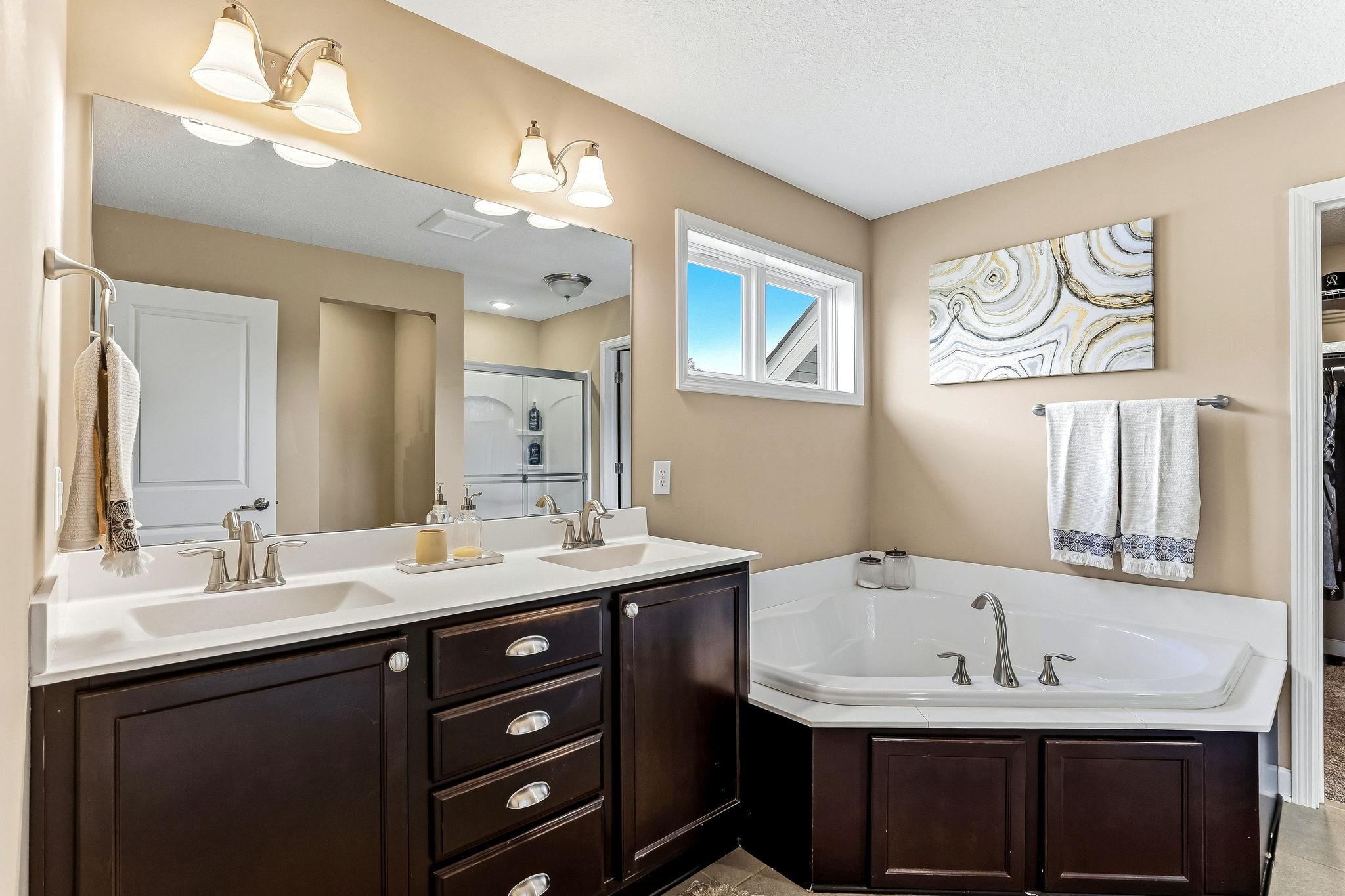 4848 Ashton Curve Property Photo 20