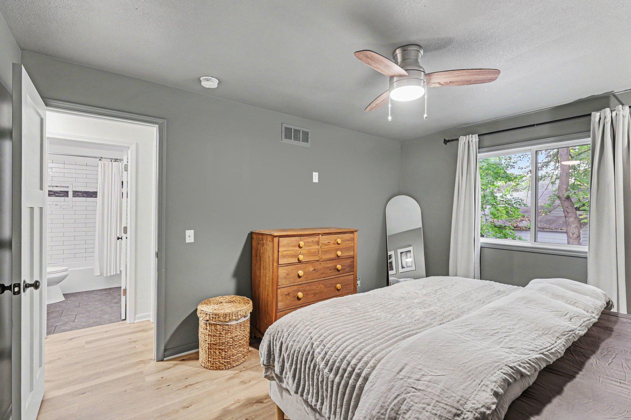 6112 Bartlett Boulevard Property Photo 8