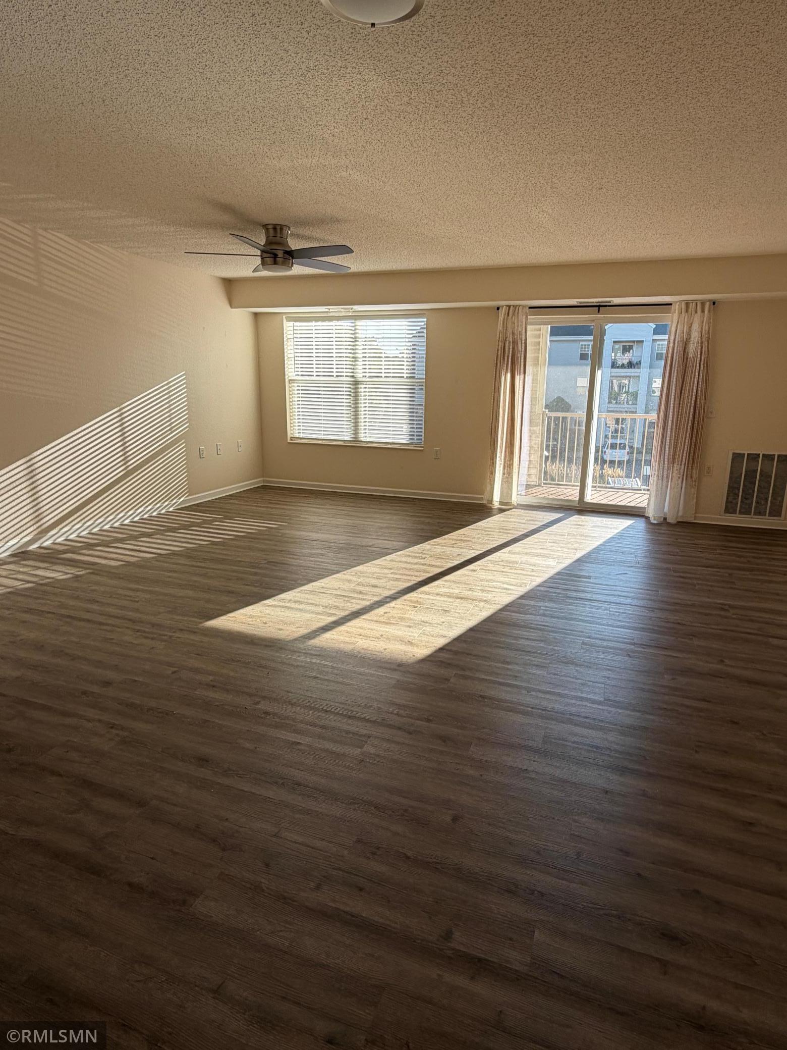 12 6th Street Ne 225 Property Photo 1
