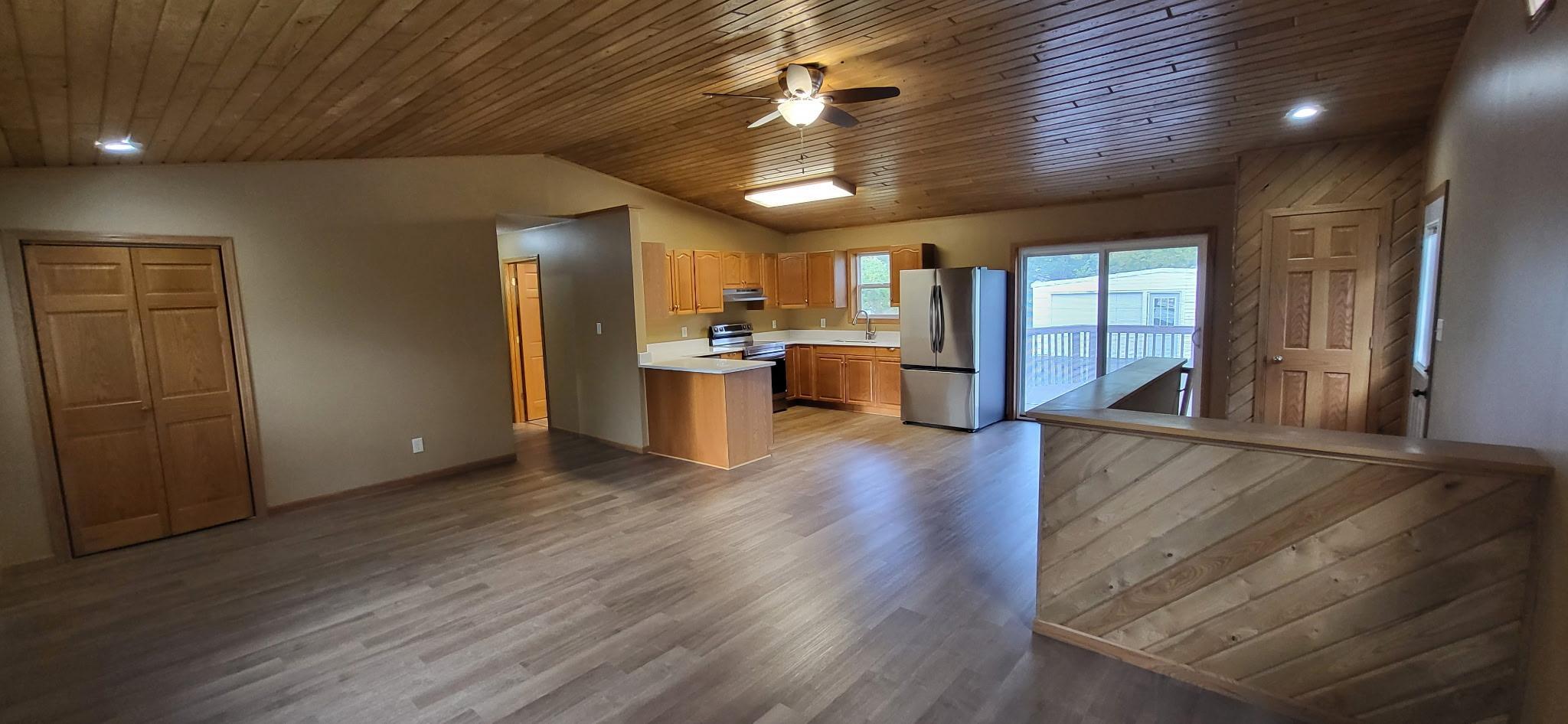 18462 Becker Line Road Property Photo 4