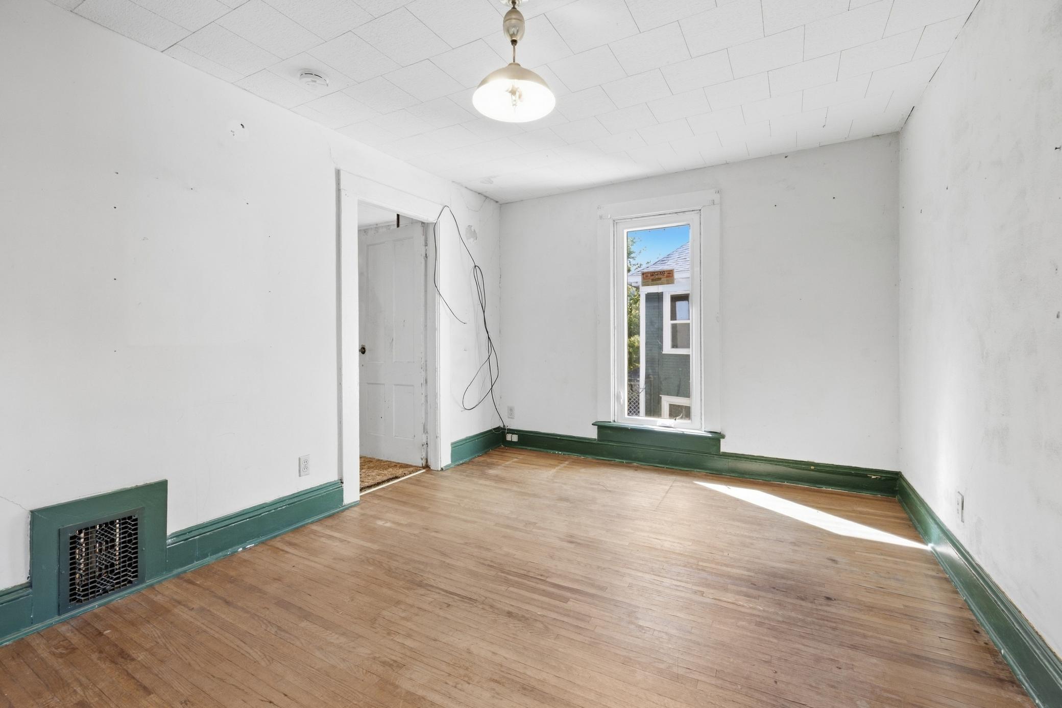 468 Main Street Property Photo 17