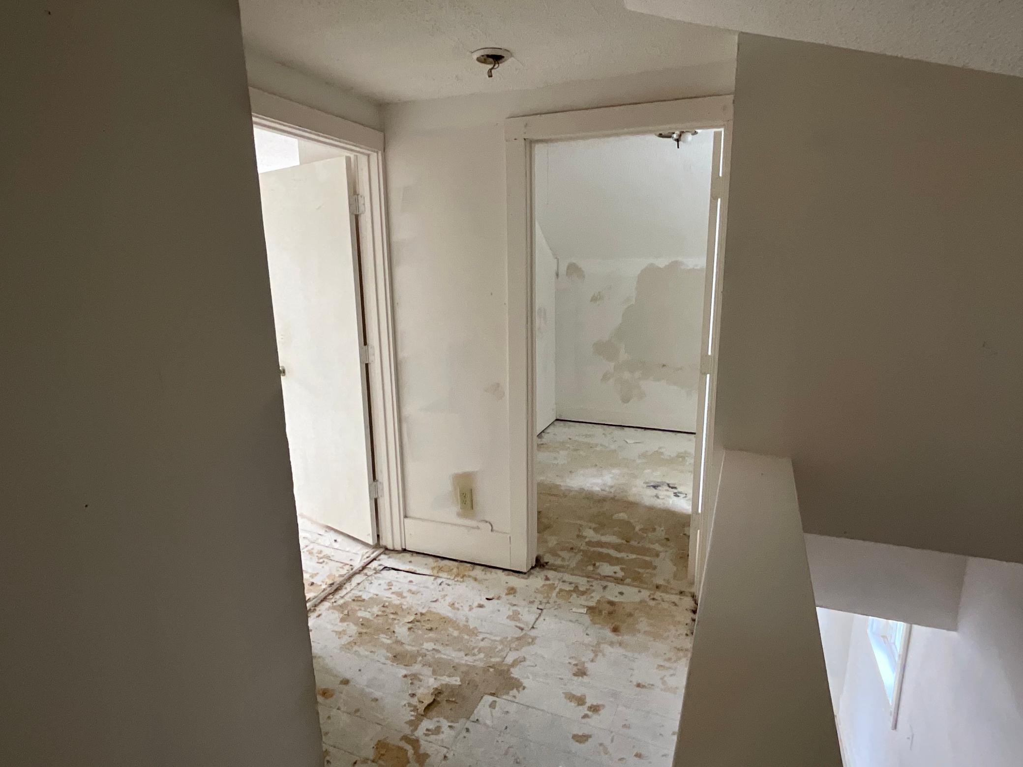 243 E 4th Street Property Photo 9