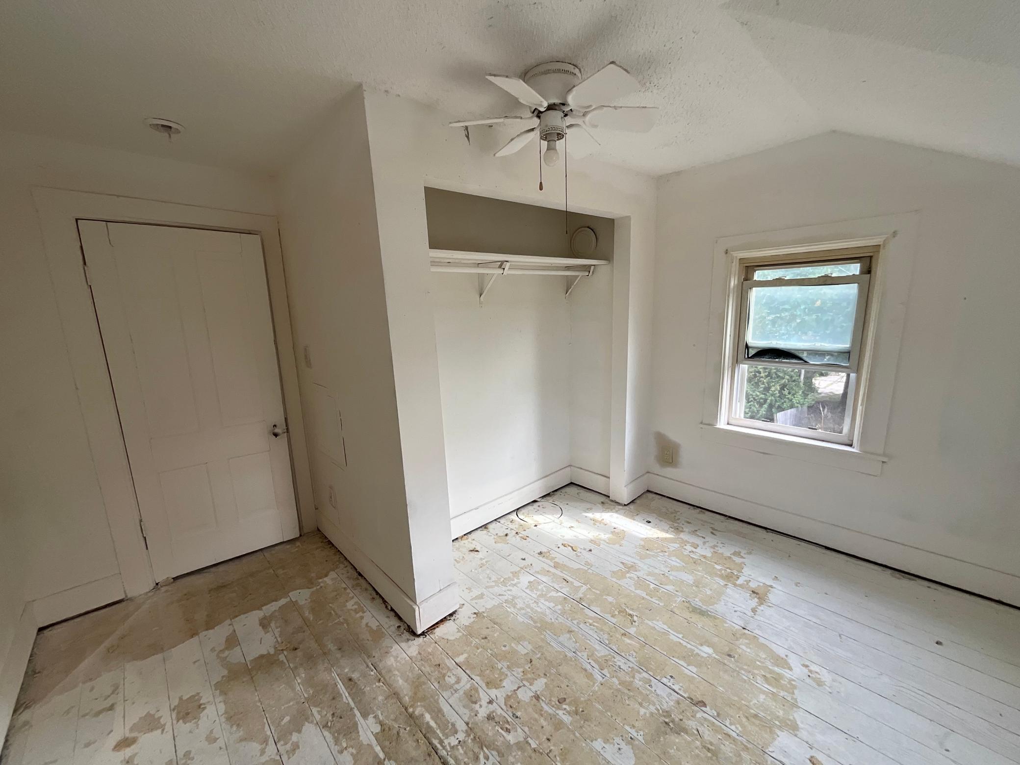 243 E 4th Street Property Photo 12