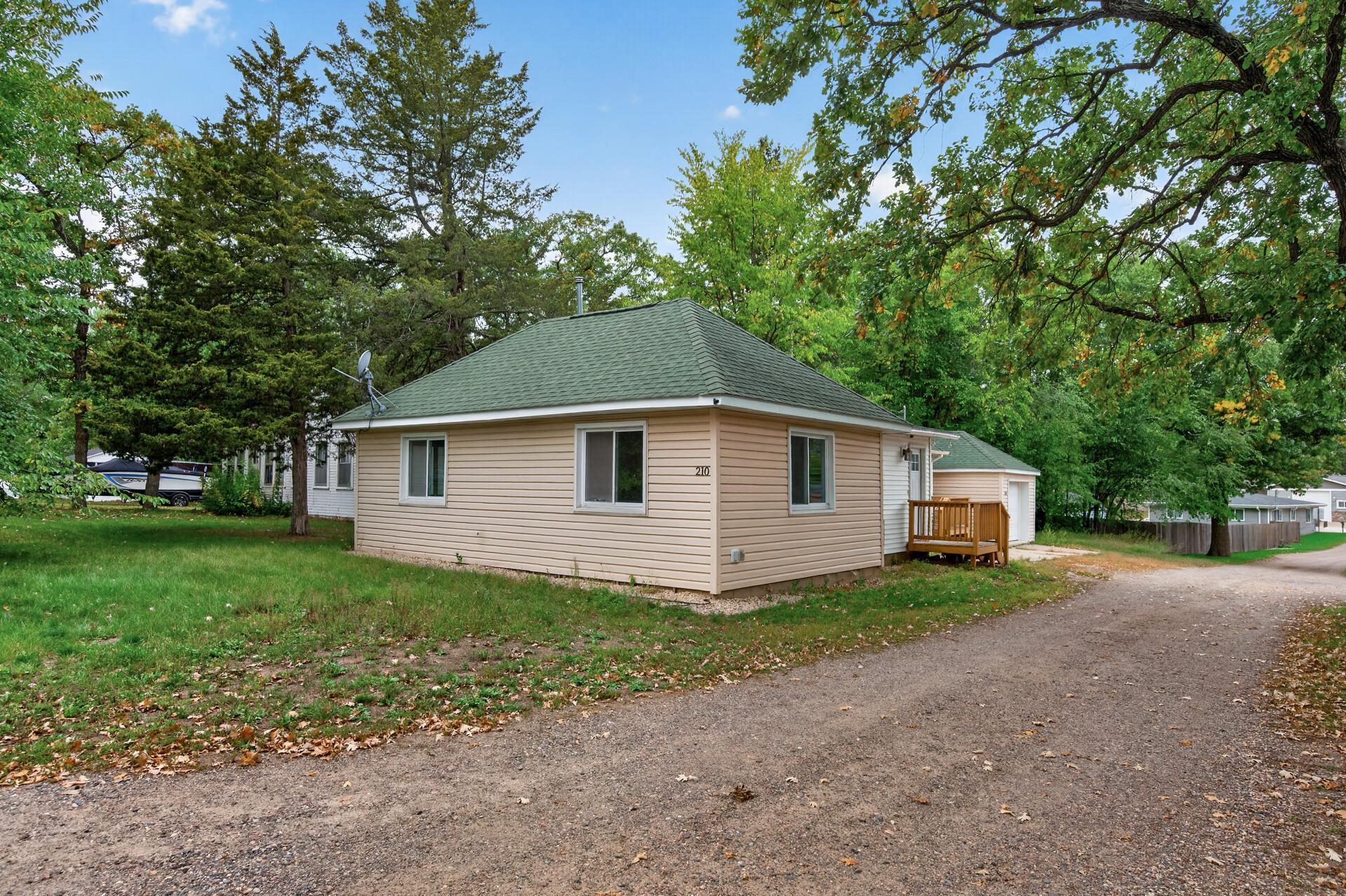 210 Euclid Avenue Property Photo 2