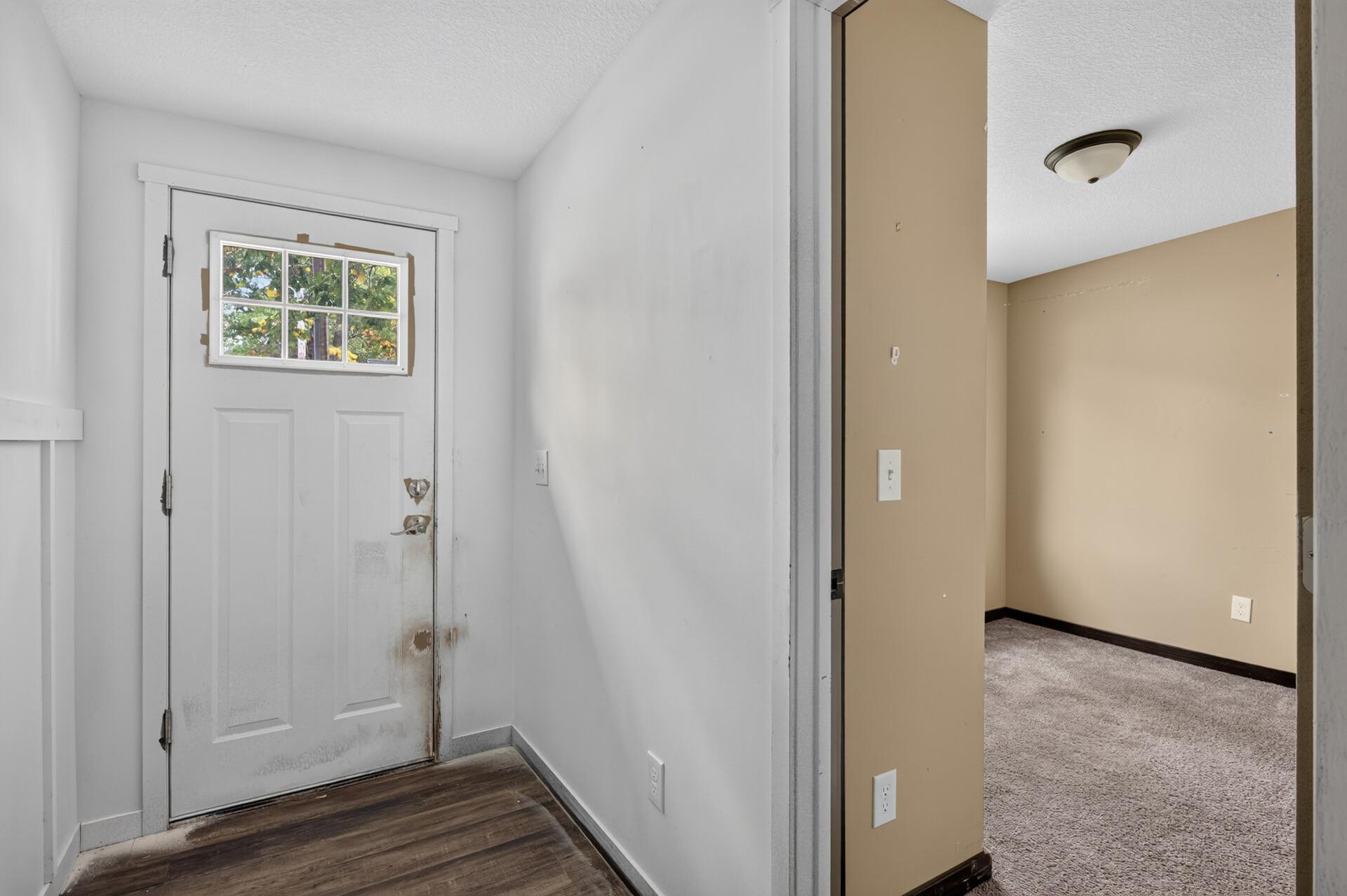 210 Euclid Avenue Property Photo 8