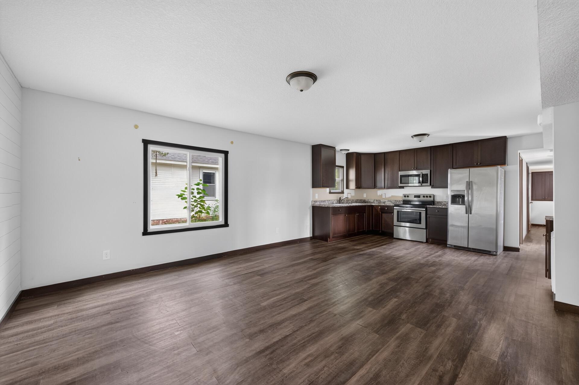 210 Euclid Avenue Property Photo 10