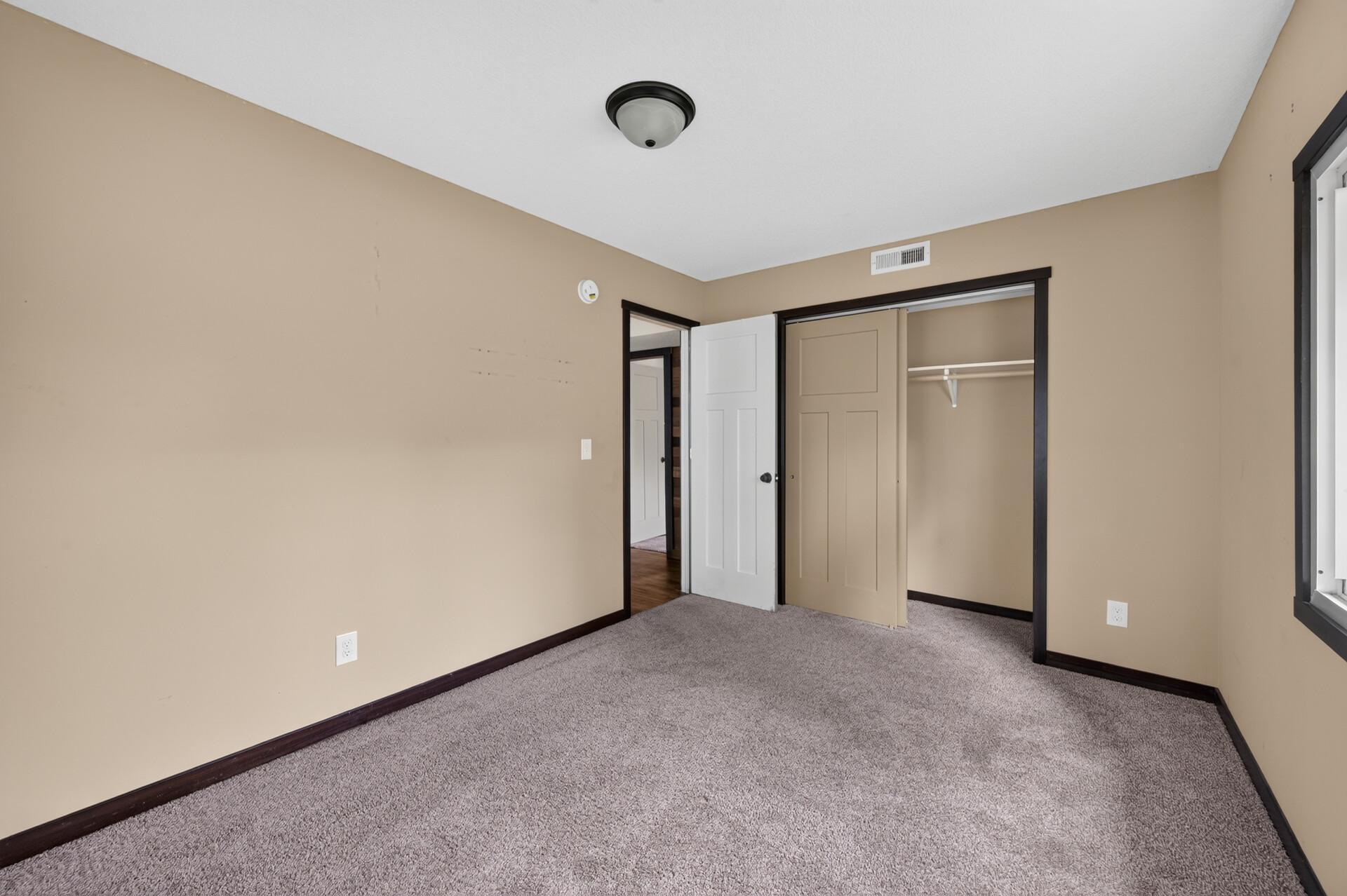 210 Euclid Avenue Property Photo 15