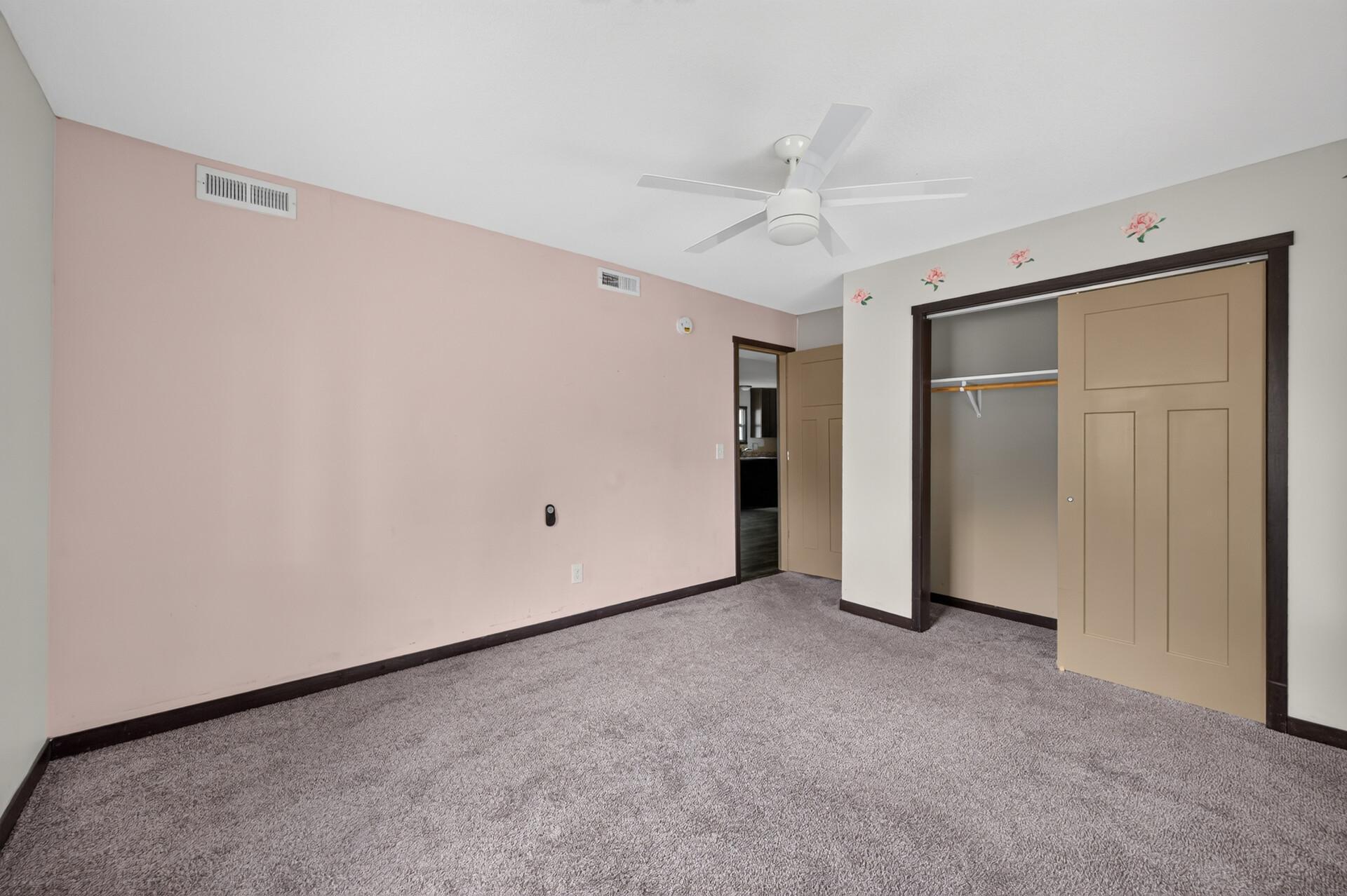 210 Euclid Avenue Property Photo 18