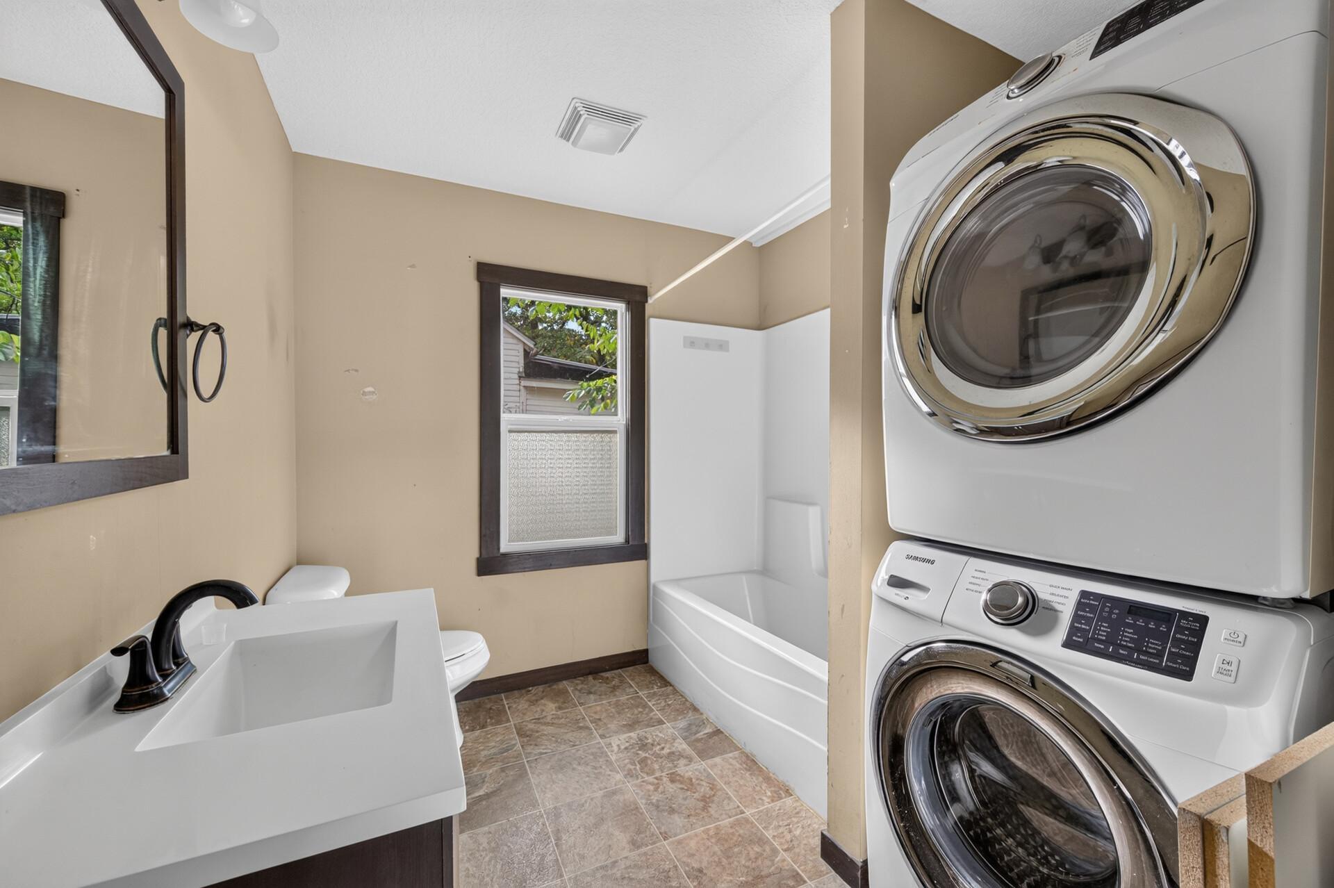210 Euclid Avenue Property Photo 25