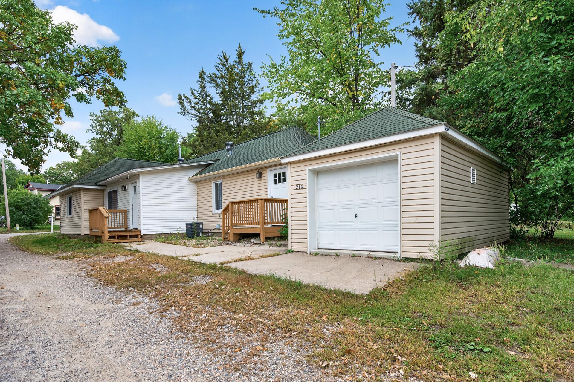 210 Euclid Avenue Property Photo 27