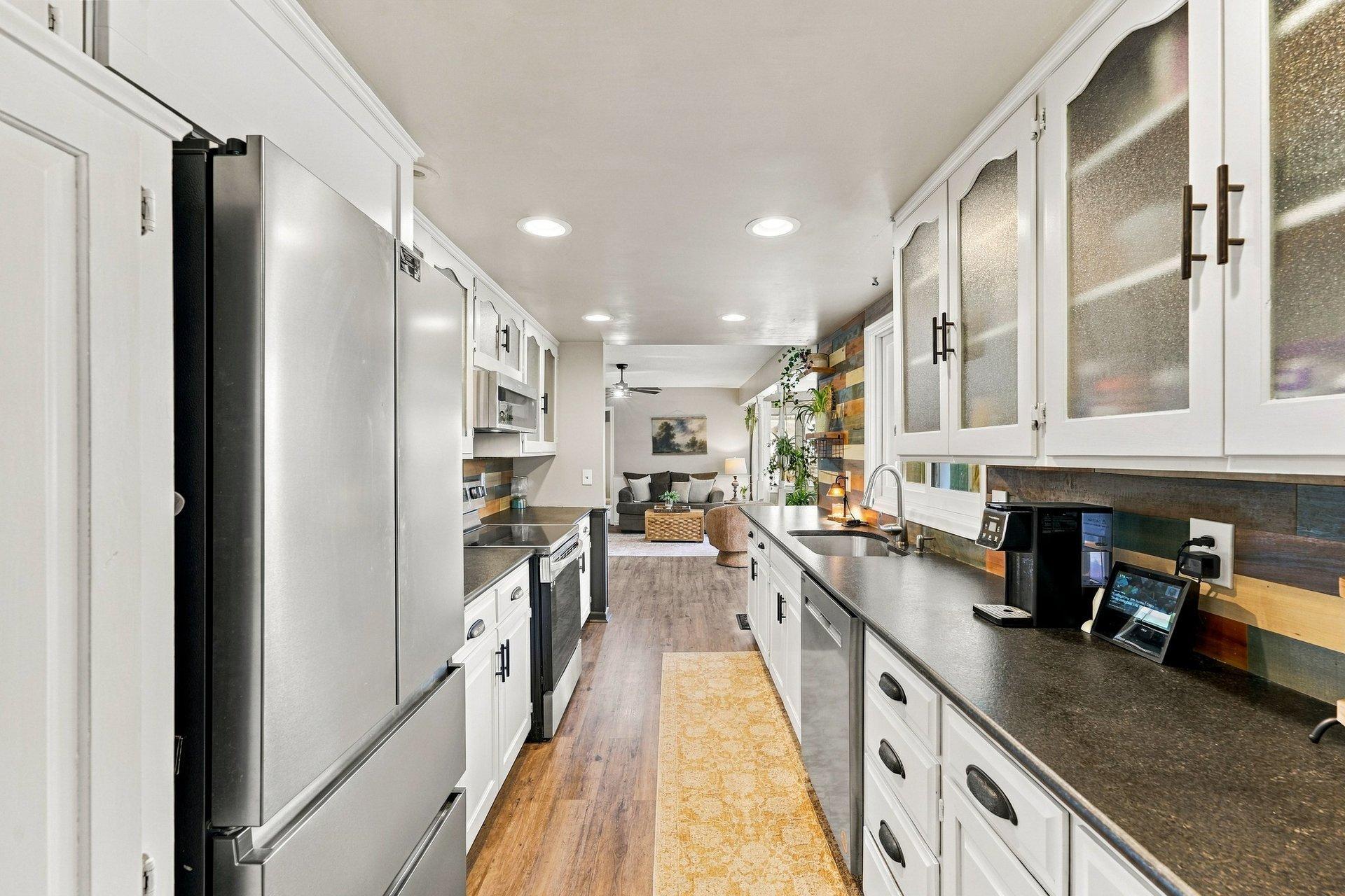16497 Franklin Trail Se Property Photo 2