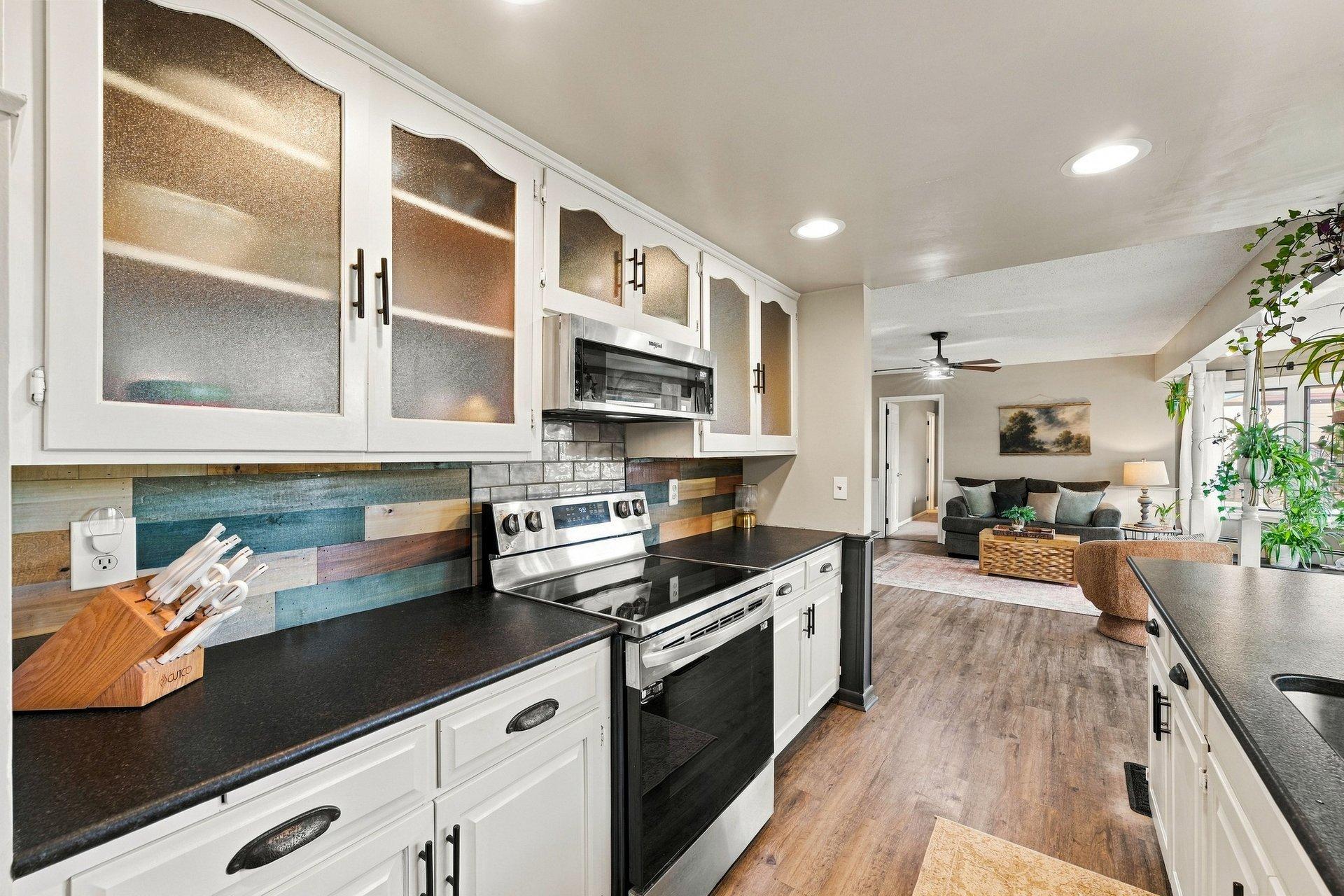 16497 Franklin Trail Se Property Photo 5