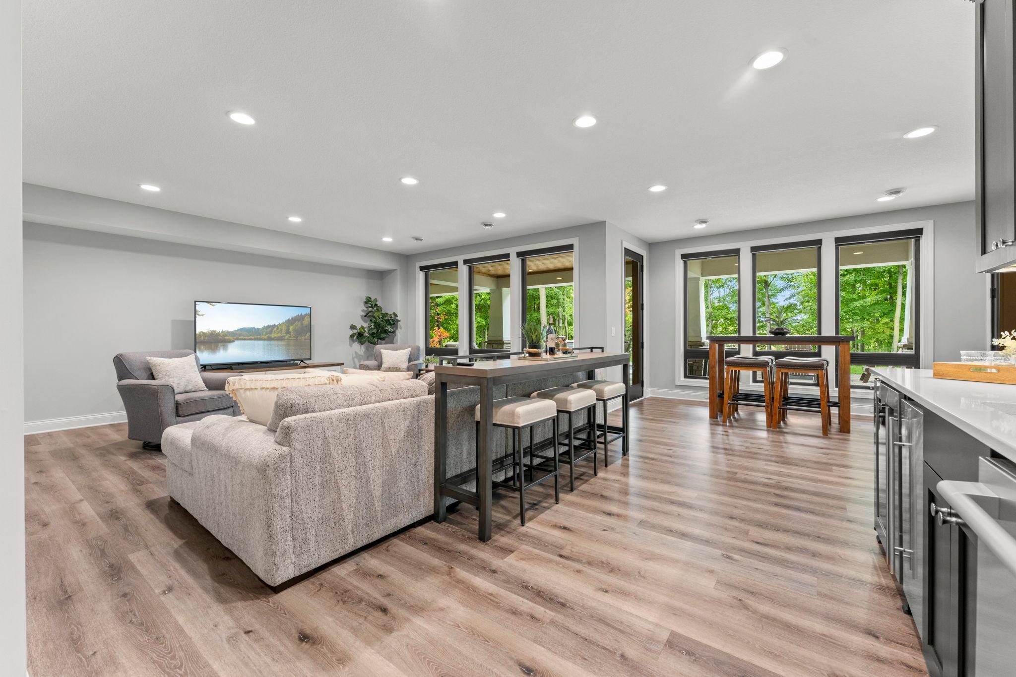 4215 Halsteads Bay Lane Property Photo 26