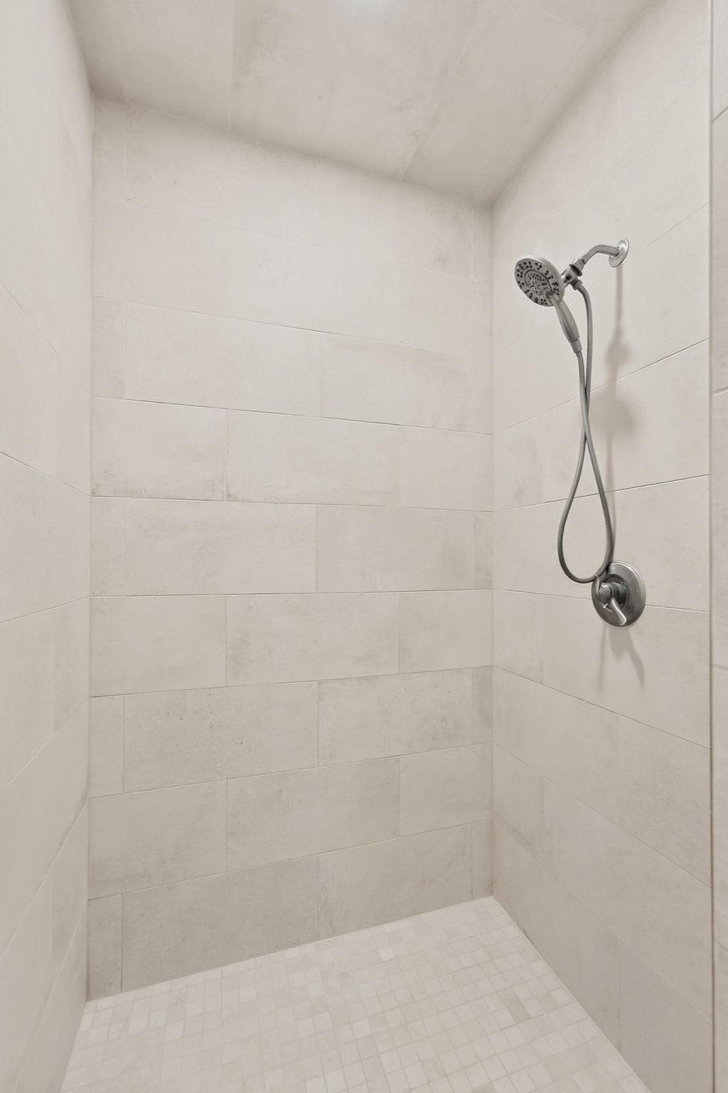 3319 Lakecrest Road Ne Property Photo 31