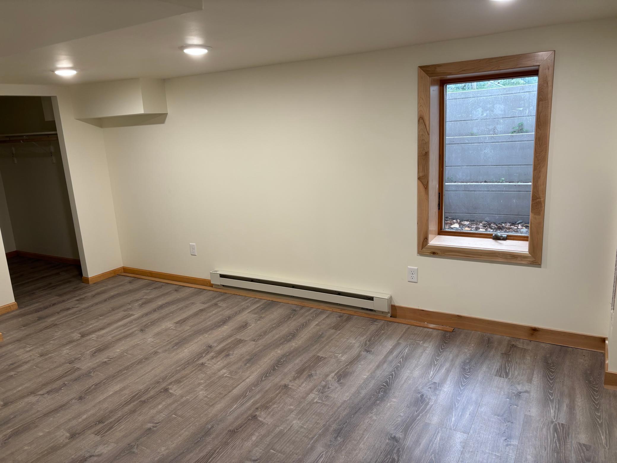 707 3rd Street Se Property Photo 5