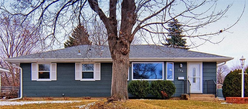 196 E 95th Street Circle Property Photo 1