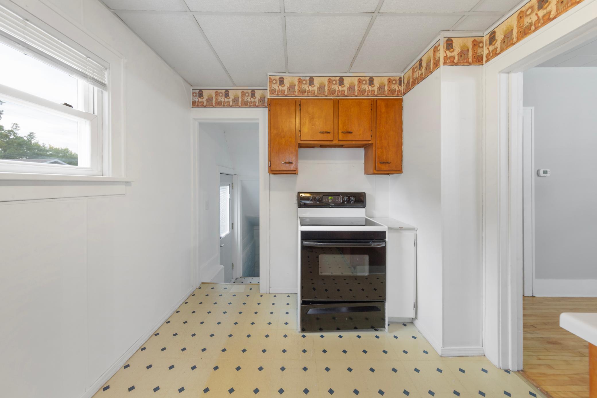251 N Lincoln Street Property Photo 13