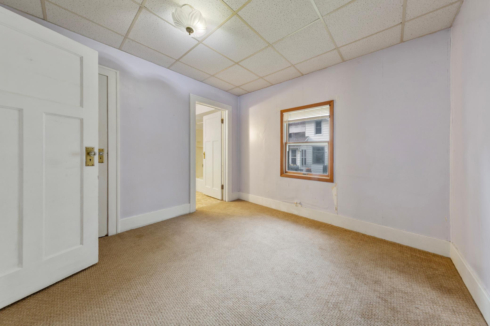 251 N Lincoln Street Property Photo 14