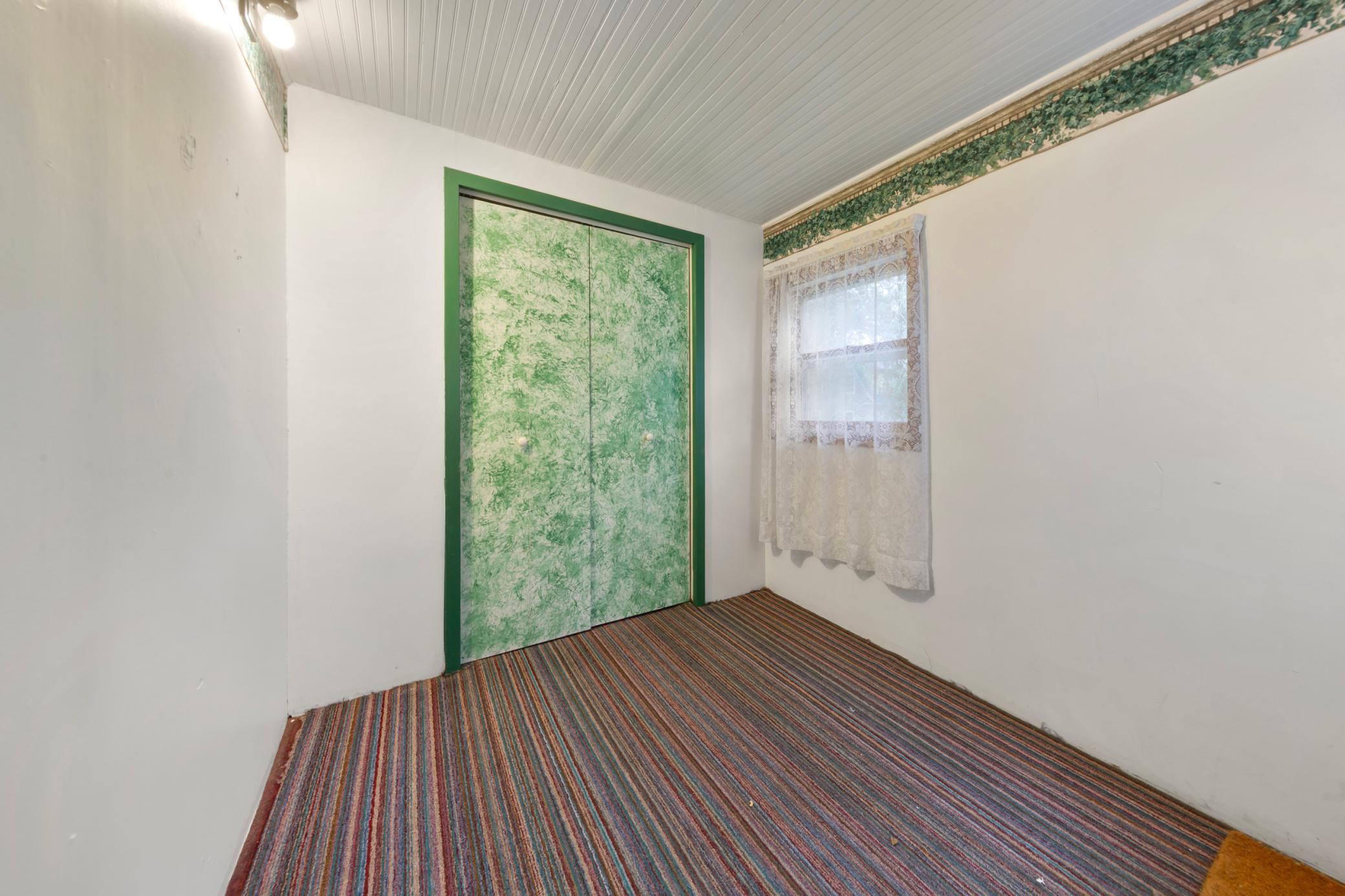 251 N Lincoln Street Property Photo 19