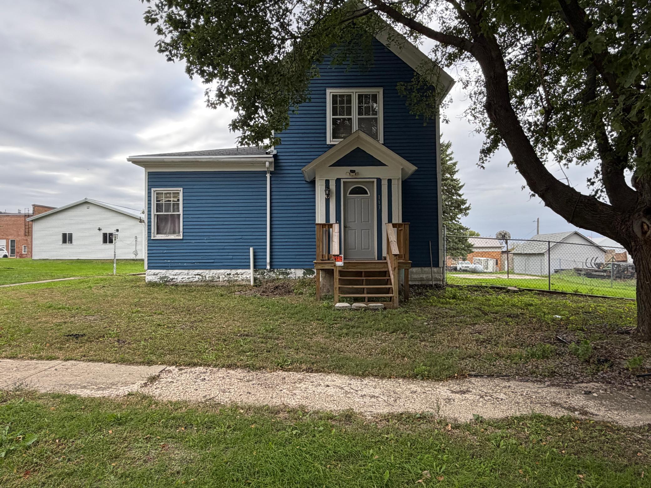 113 Nevada Avenue Property Photo 1