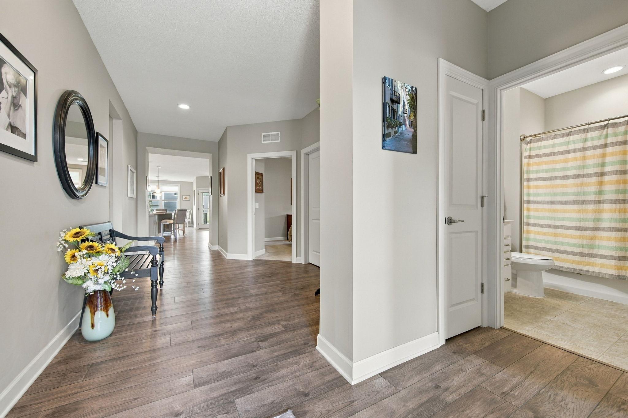 8275 Oakview Court N Property Photo 5