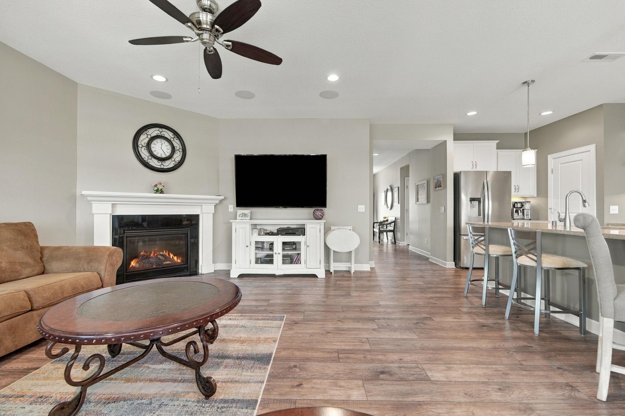 8275 Oakview Court N Property Photo 29