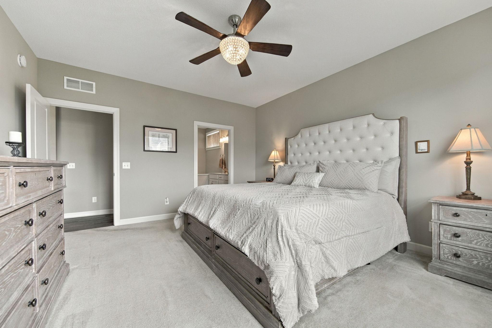 8275 Oakview Court N Property Photo 31