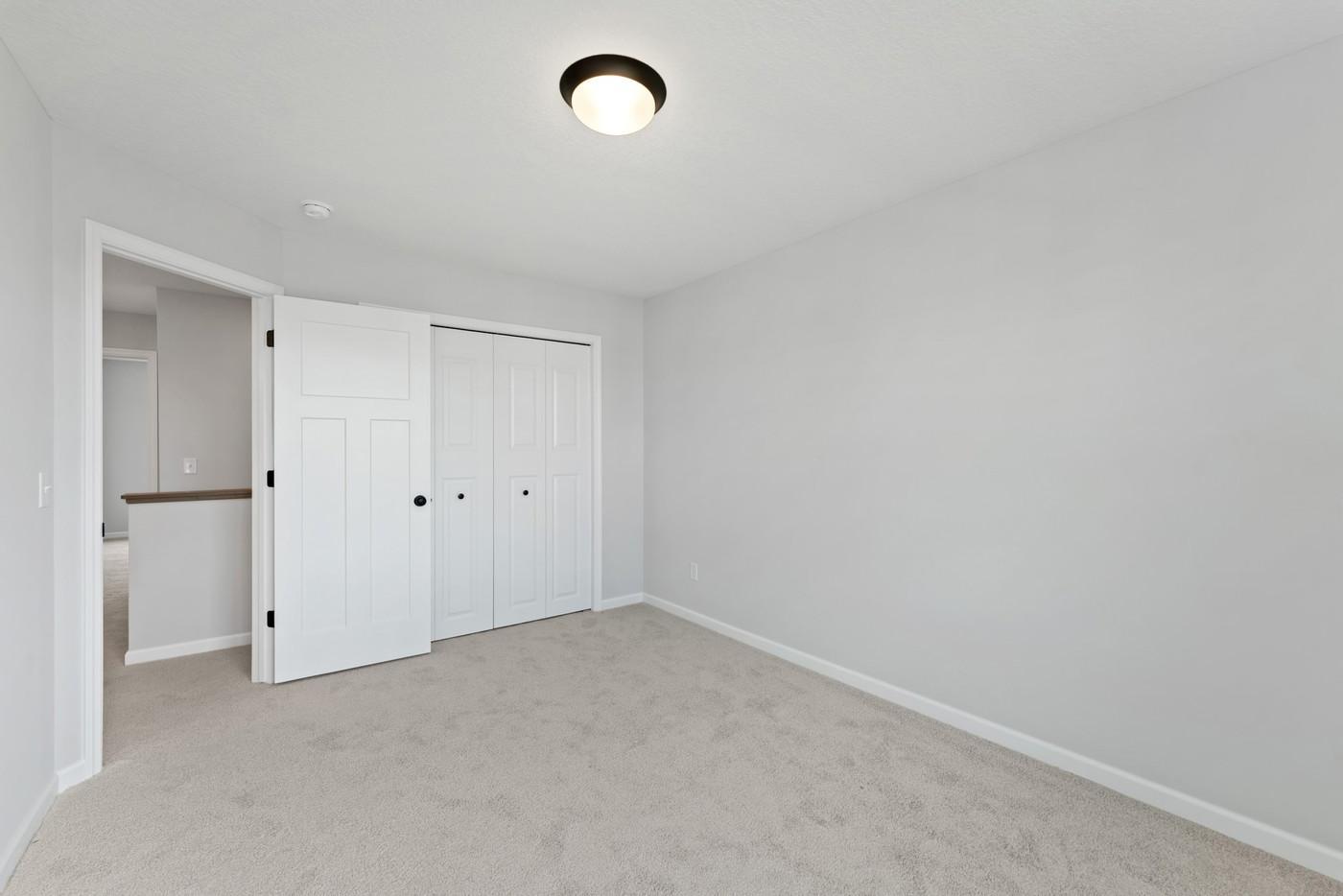 2734 Kepler Avenue Ne Property Photo 5