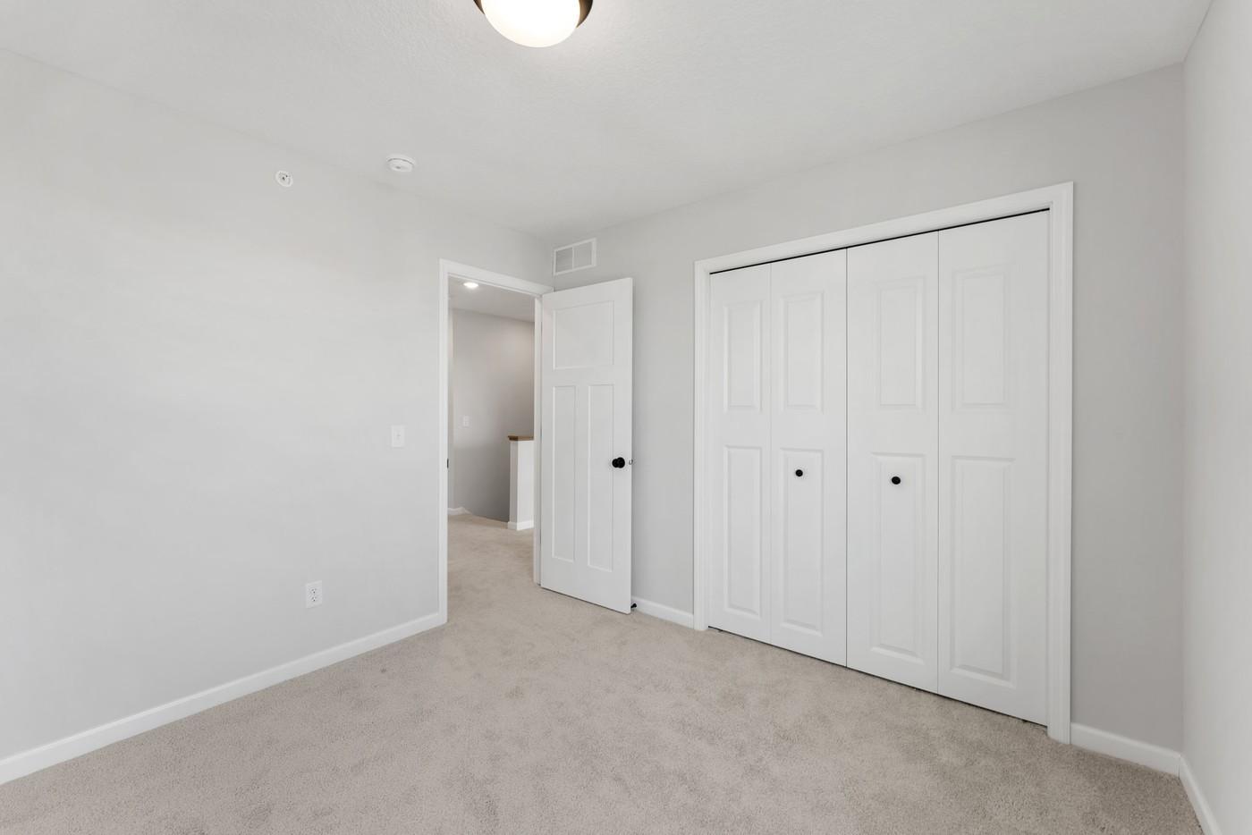 2734 Kepler Avenue Ne Property Photo 6
