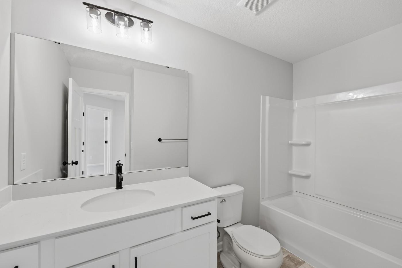 2734 Kepler Avenue Ne Property Photo 18