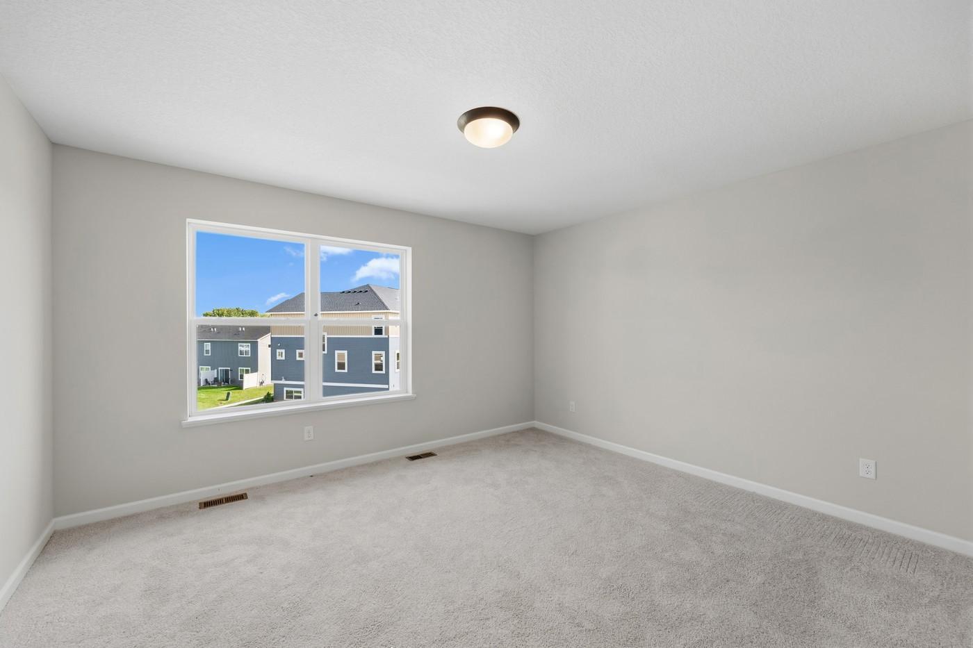 2734 Kepler Avenue Ne Property Photo 20